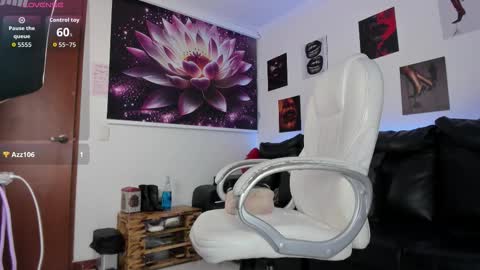  Lycoris  online show from 10.18.25