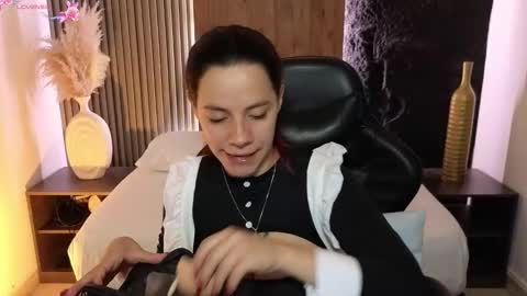 Jhuliet online show from 12.27.24