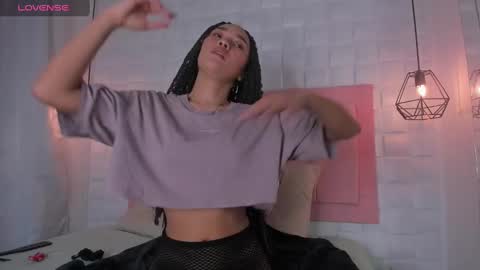 Lyhana Lee online show from 01.29.25