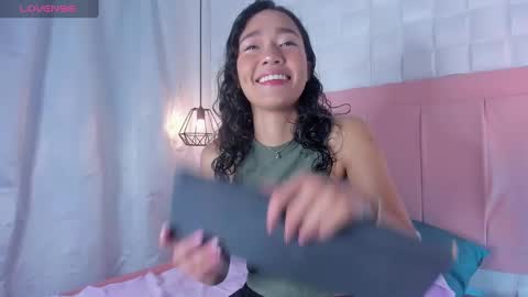 Lyhana Lee online show from 02.07.25