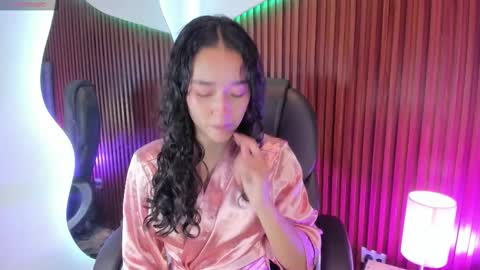 Lyhana Lee online show from 10.26.25