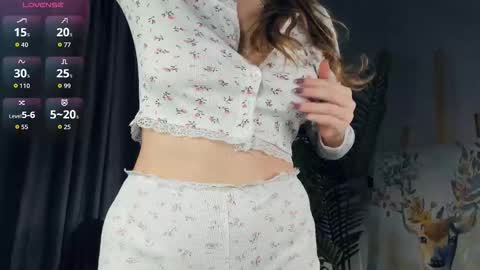 simply Eliza  online show from 10.29.25