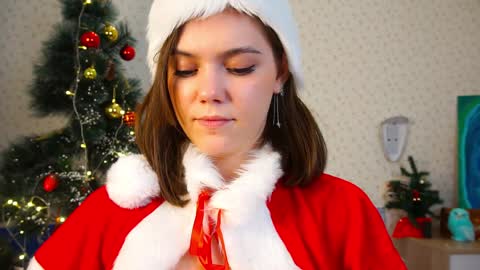 hi im Lyle online show from 12.21.24