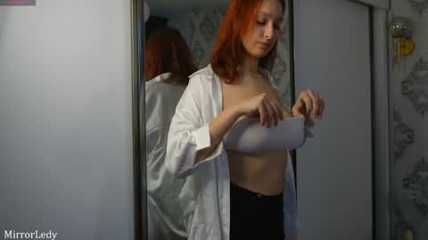 Snapshot of lylianrosse chatting on 05.09.26 Lylian online show from 05.09.26