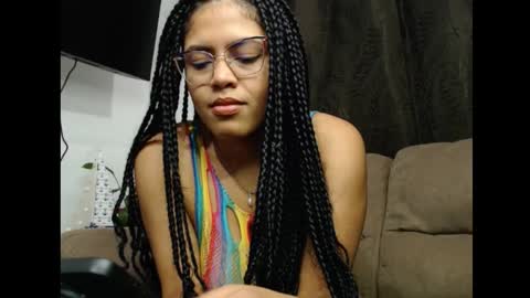 lylii_evans online show from 10.04.25