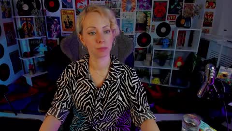 Lylith Skye NO NUDE model online show from 01.05.25