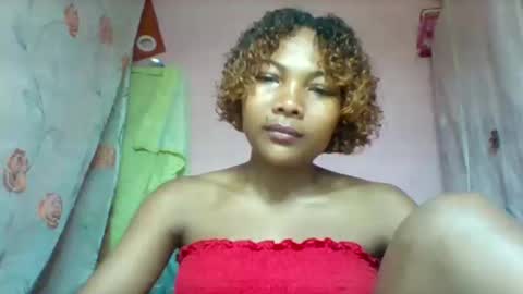 Snapshot of lyndah19 chatting on 02.04.26 lyndah19 online show from 02.04.26