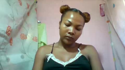 Snapshot of lyndah19 chatting on 03.02.26 lyndah19 online show from 03.02.26