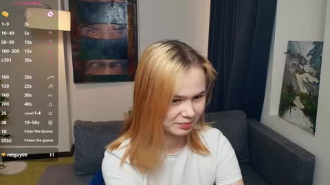 Cozy Lynns room online show from 04.25.26