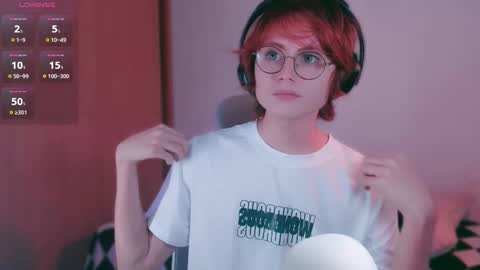 Lyodass online show from 02.25.25