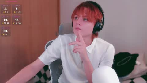 Lyodass online show from 02.28.25