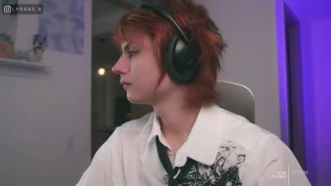 Lyodass online show from 12.21.25