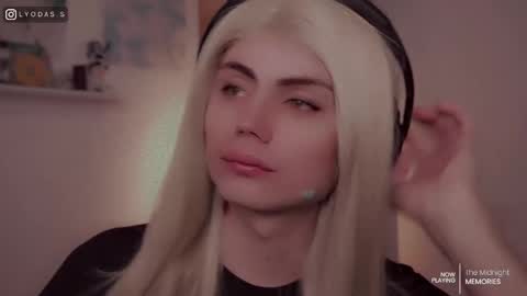 Lyodass online show from 03.24.26