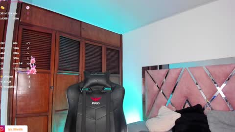    VIVIANA    online show from 12.02.24