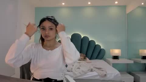 lysayrise online show from 01.04.25