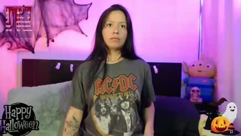 lyshana online show from 10.27.25