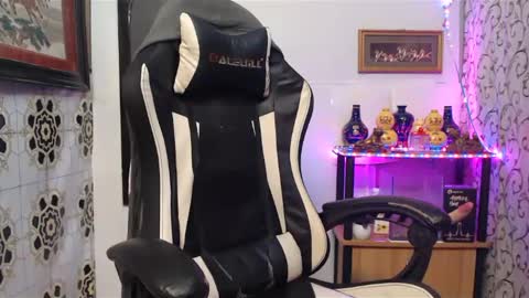 SWEETPINOY online show from 01.18.25