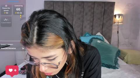 Lyxi online show from 01.16.25