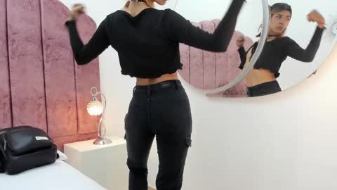 Lyxi online show from 02.28.25