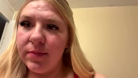 m1lf19 online show from 04.15.26