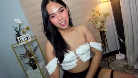 Janelovesu online show from 12.12.24