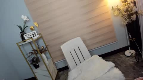 Janelovesu online show from 12.22.24