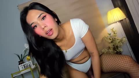 Janelovesu online show from 02.06.25