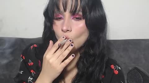 Snapshot of m4ng4b1tch chatting on 09.16.25 m4ng4b1tch online show from 09.16.25