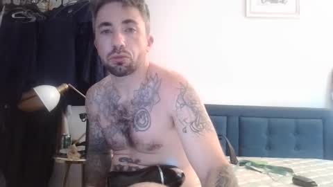 Snapshot of m_80 chatting on 09.26.25 m 80 online show from 09.26.25