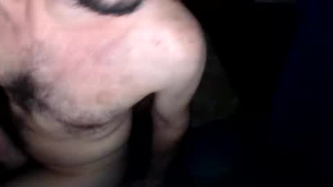 Snapshot of m_eze chatting on 11.27.25 morbo bsas online show from 11.27.25