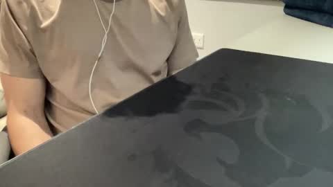 m_pete online show from 10.13.25