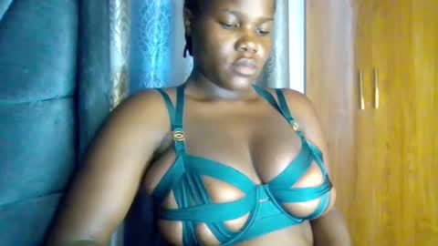 m_tits3 online show from 02.01.26