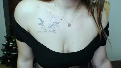 Vikki online show from 01.04.25
