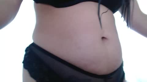 maaddy_thompson online show from 11.06.25