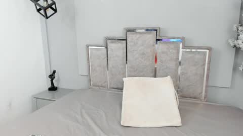 Snapshot of maaracooper chatting on 01.05.25 Maraacooper online show from 01.05.25