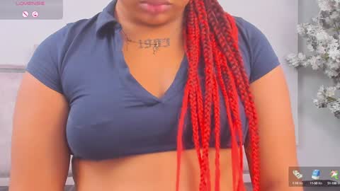 Snapshot of maaracooper chatting on 01.12.25 Maraacooper online show from 01.12.25