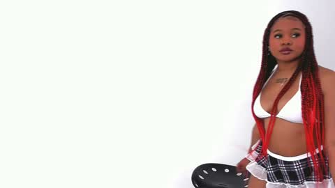 Snapshot of maaracooper chatting on 01.15.25 Maraacooper online show from 01.15.25