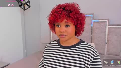 Snapshot of maaracooper chatting on 02.14.25 Maraacooper online show from 02.14.25