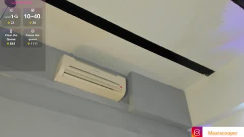 Snapshot of maaracooper chatting on 09.30.25 Maraacooper online show from 09.30.25