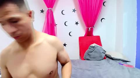 mabelineyesgreen303av online show from 09.28.25