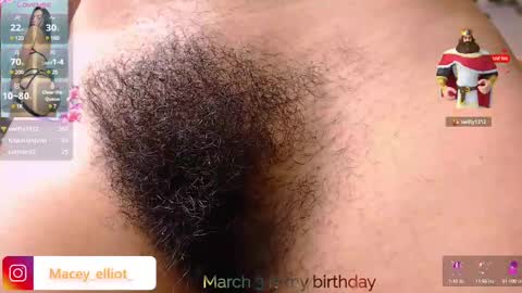 Macey Elliot Modelo Independiente online show from 03.02.25