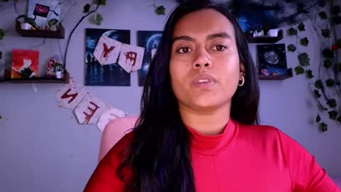 Macey Elliot Modelo Independiente online show from 10.27.25