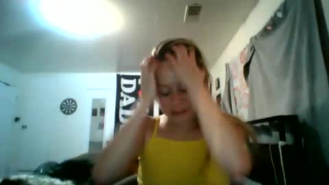 Snapshot of maceyloves chatting on 06.19.26 maceyloves online show from 06.19.26