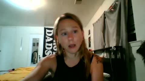 Snapshot of maceyloves chatting on 07.10.26 maceyloves online show from 07.10.26