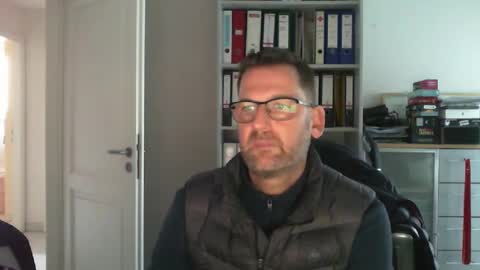 Snapshot of macfly67 chatting on 12.16.24 macfly67 online show from 12.16.24