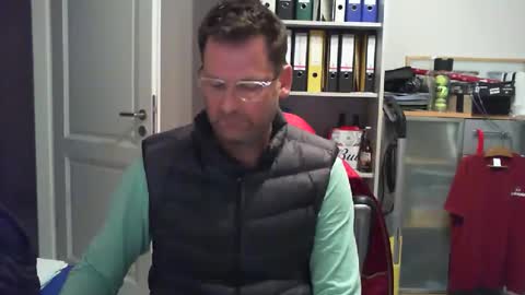 Snapshot of macfly67 chatting on 01.21.25 macfly67 online show from 01.21.25