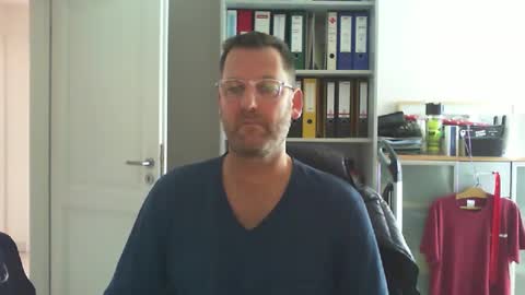 Snapshot of macfly67 chatting on 02.08.25 macfly67 online show from 02.08.25