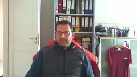 Snapshot of macfly67 chatting on 02.28.25 macfly67 online show from 02.28.25