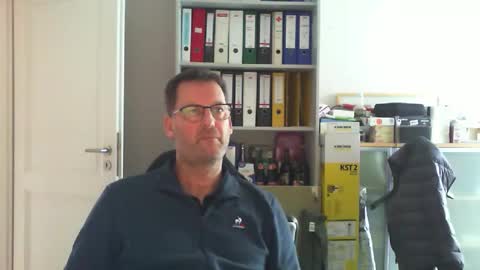 Snapshot of macfly67 chatting on 10.31.25 macfly67 online show from 10.31.25