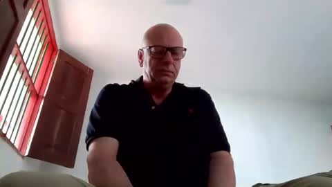 Snapshot of machinegun3dx chatting on 06.09.26 Andy online show from 06.09.26
